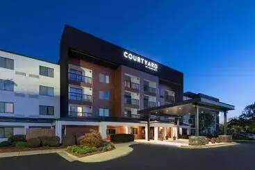 Otel Courtyard By Marriott Burlington
