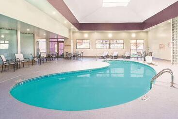 בית מלון כפרי La Quinta By Wyndham Loudon