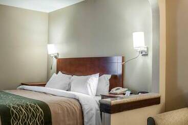 호텔 Quality Inn & Suites Near St. Louis And I255