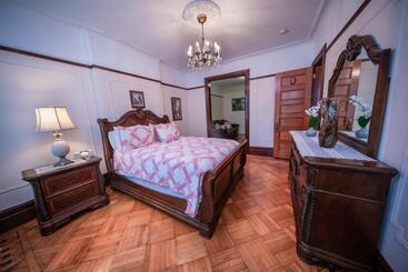 تختخواب و صبحانه Lefferts Gardens Residence