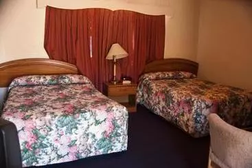 Hotel Nob Hill Lodge