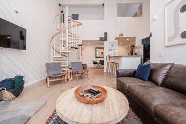 Kurort Crestview B44