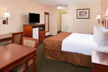 호텔 Americas Best Value Inn & Suites East Bakersfield