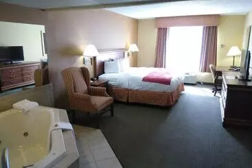 ホテル Baymont By Wyndham Clinton