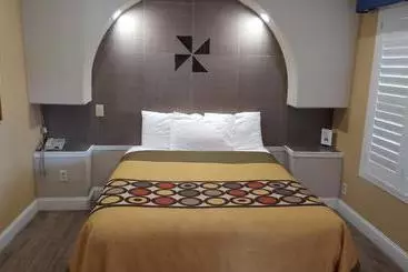 汽车旅馆 Reedley Inn