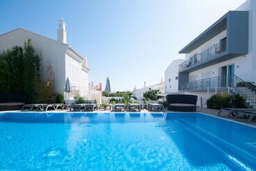 הוסטל Boutique & Villas Boliqueime