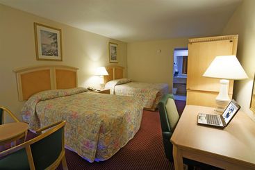 فندق Evergreen Inn