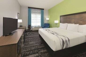 هتل آپارتمان La Quinta By Wyndham Tyler South