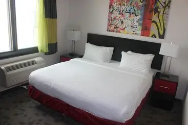 هتل آپارتمان Fairfield Inn & Suites New York Queens/queensboro Bridge
