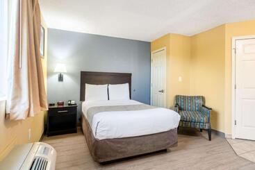 酒店 Suburban Studios Near Camp Lejeune