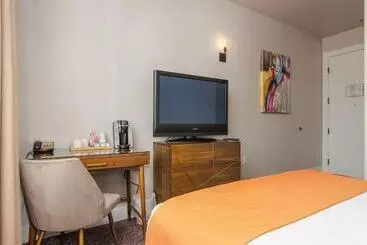 ホテル The Dundee   A Trace