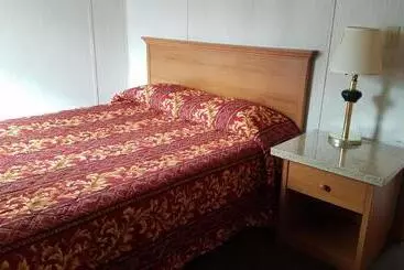 מוטל Milwaukie Inn Portland South