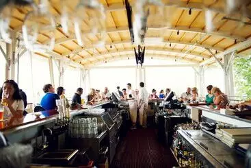 ホテル Castle Hill Inn