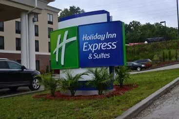 فندق Holiday Inn Express & Suites Cross Lanes, An Ihg