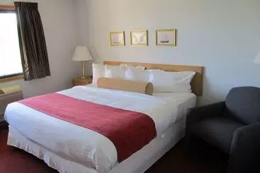 酒店 Tivoli Inn & Suites