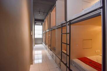 هتل Reddoorz Hostel Syariah @ Peunayong Banda Aceh