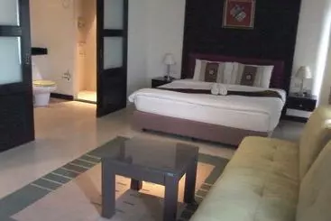 Hotell Enjoy S Beach House & Cafe