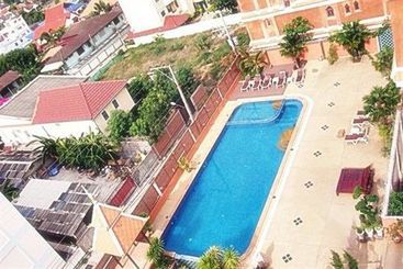 בית מלון כפרי The Sun Resort & Spa