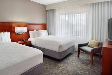 Otel Courtyard By Marriott Raleigh Cary
