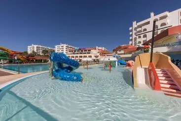 Hotelli Ukino Palmeiras Village