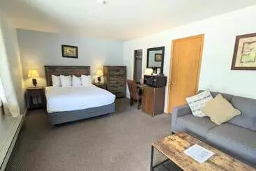 Отель Western Riviera Lakeside Lodging