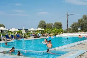 Resort Bouradanis Village