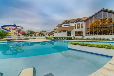 آپارتمان Villa Deluxe At Ocean Village