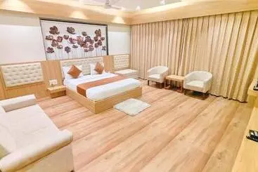 Hotel 9 Coin
