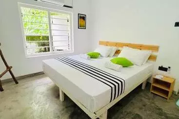 Pensione Mahagedara Dickwella