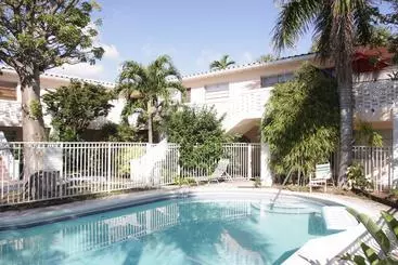 Eastward Strand Hotel & Suites
