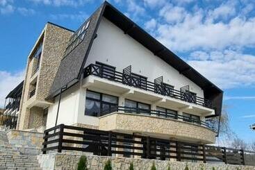 Hotelli Vale Humor Residence