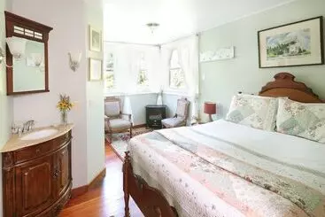 Aamiaismajoitus (B&B) Pinschower Inn