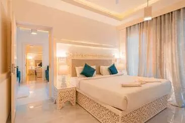 Lillywoods Zac Beach Resort, Calangute