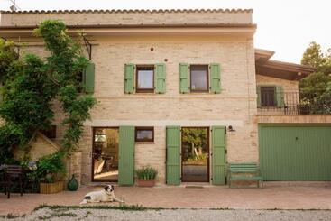 בית מלון כפרי Al Poggio Dei 4 Borghi