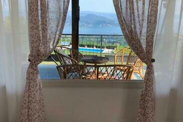 مبيت وإفطار Villa Marisa