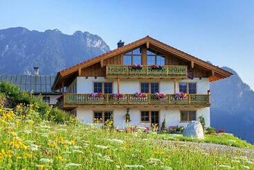 ホテル Ferienwohnung Roislerlehen