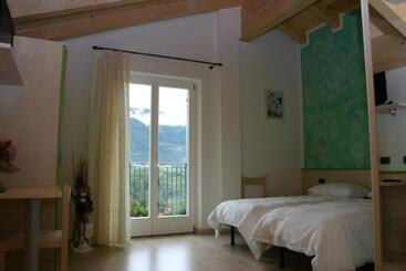 בית מלון כפרי Agritur Due Valli