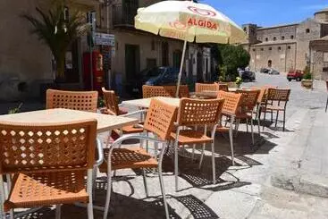 ホテル Albergo Ristorante Pizzeria Del Viale