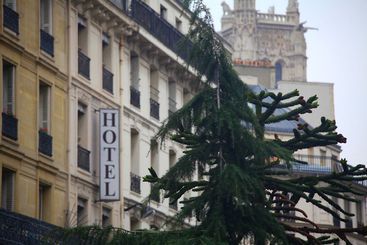 هتل Yuna Les Halles