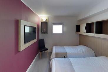 Отель Villa Martégale Hôtel Restaurant