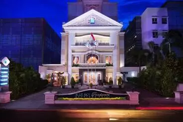 Hotel Blue Sky Pandurata Boutique