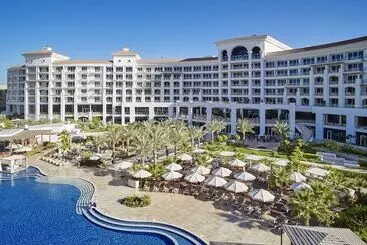 Отель Waldorf Astoria Dubai Palm Jumeirah