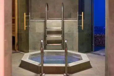 فندق Greek Pride Cronwell Rahoni