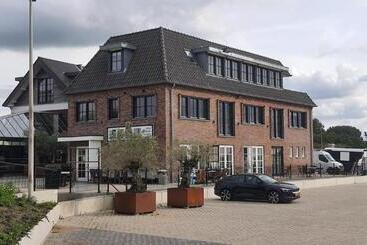 هتل Sientjes Boetiek