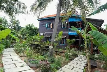 Pension  Sothea Angkor Homestay