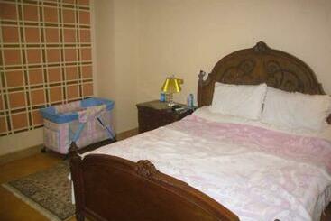 پانسیون Kenzy Guest House