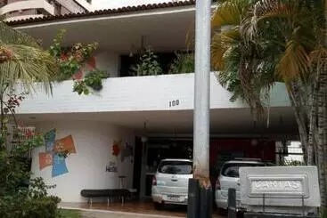 Regiane Beach Pousada Hostel