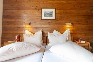 Hostel Familiehotel La Randulina