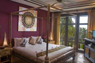 هتل Paradise Island Estate