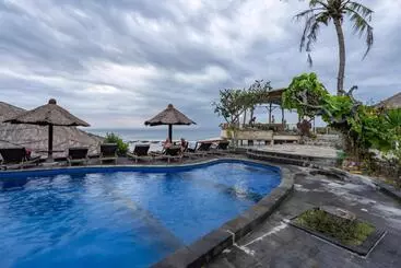 Mushroom Beach Bungalows